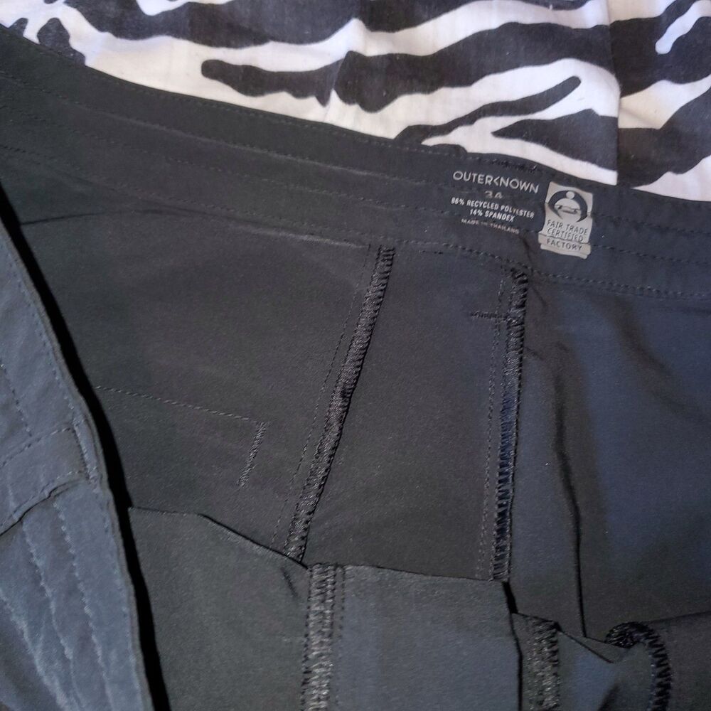 Outerknown Men's Charcoal Shorts Size 34 Gym Activewear outdoors Hiking Beachy - Picture 10 of 11